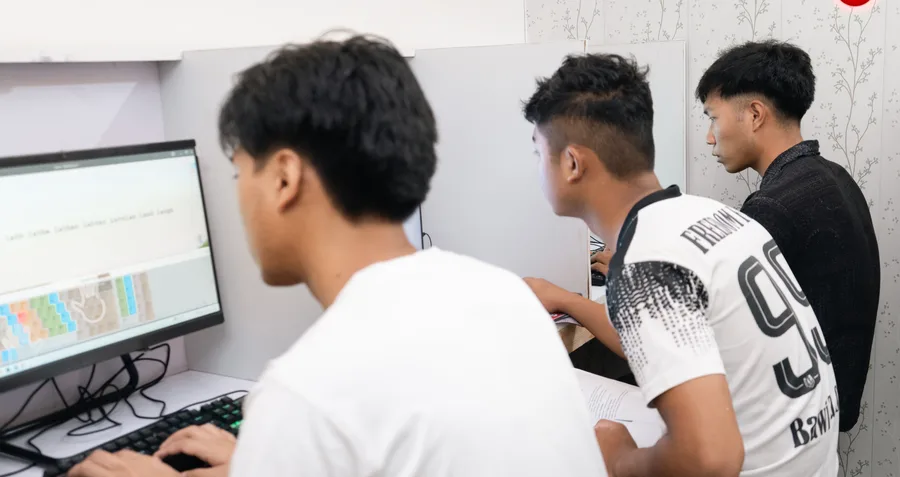 ECC students in a Video Editing session
